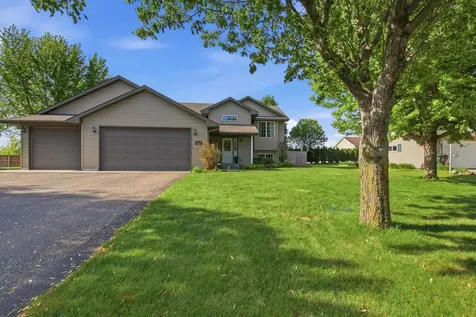 1705 Richland Avenue SW Willmar MN 56201