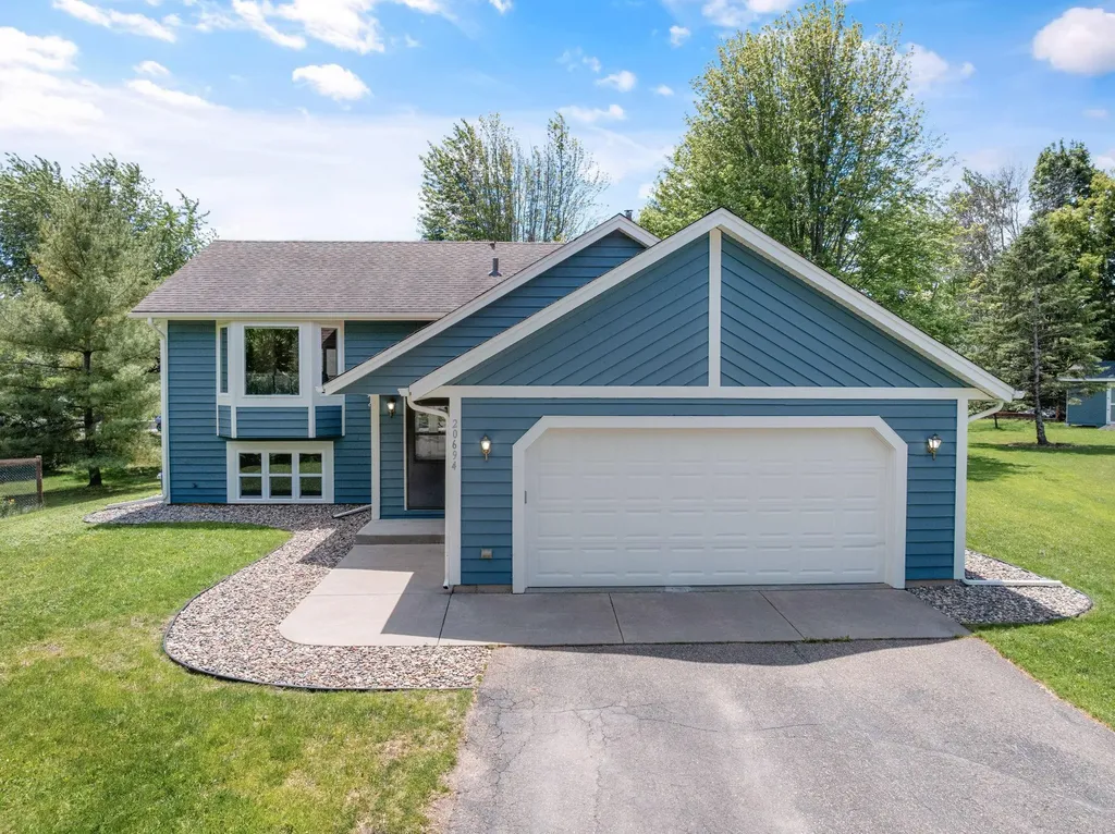20694 Jaguar Terrace Lakeville MN 55044