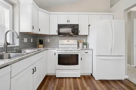 20694 Jaguar Terrace Lakeville MN 55044