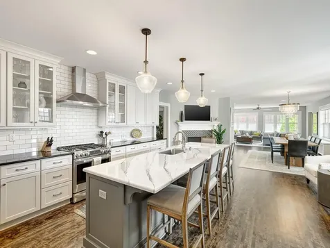 834 Summit Avenue Saint Paul MN 55105
