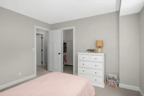 5550 Chatsworth Street N Shoreview MN 55126