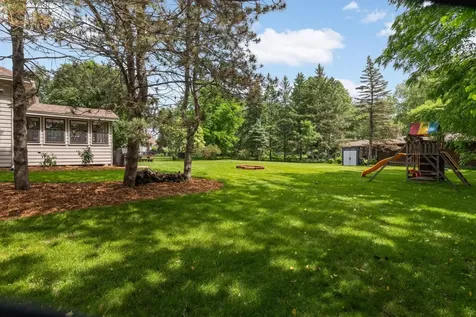 5550 Chatsworth Street N Shoreview MN 55126