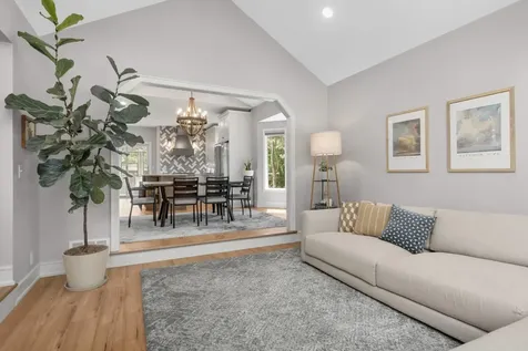 5550 Chatsworth Street N Shoreview MN 55126