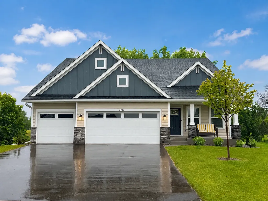 2023 Victoria Circle Lino Lakes MN 55038