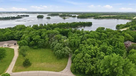 8746 Riverwood Circle N New London MN 56273
