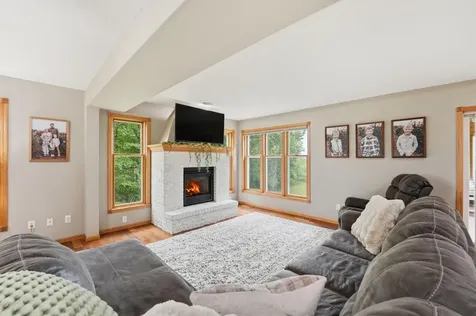 8746 Riverwood Circle N New London MN 56273