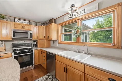 8746 Riverwood Circle N New London MN 56273