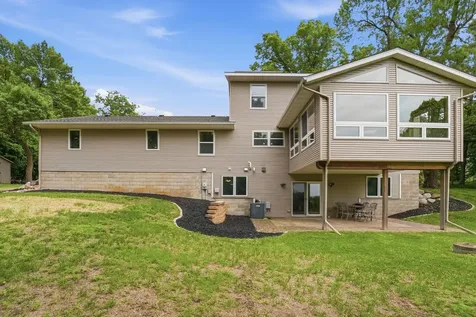 8746 Riverwood Circle N New London MN 56273