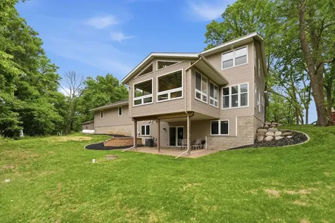 8746 Riverwood Circle N New London MN 56273