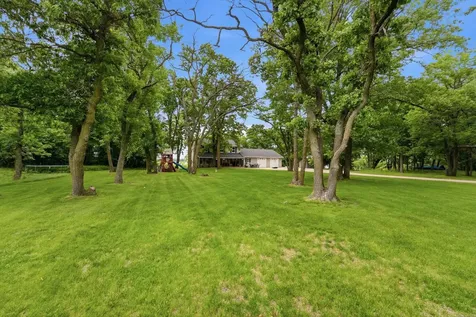 8746 Riverwood Circle N New London MN 56273