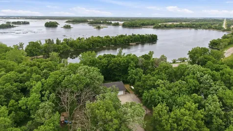 8746 Riverwood Circle N New London MN 56273
