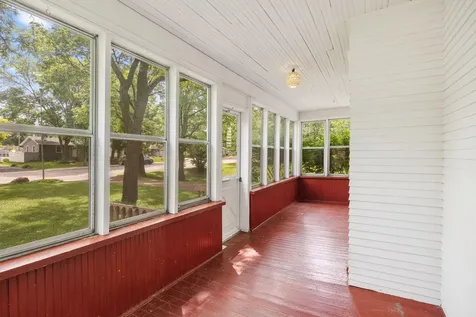 340 Excelsior Avenue N Annandale MN 55302