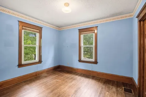 340 Excelsior Avenue N Annandale MN 55302