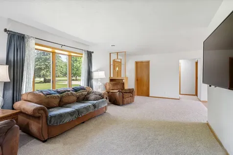 58413 220th Street Austin MN 55912