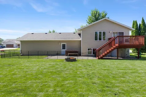 1291 Bellflower Lane NE Owatonna MN 55060