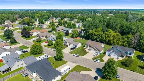 1291 Bellflower Lane NE Owatonna MN 55060