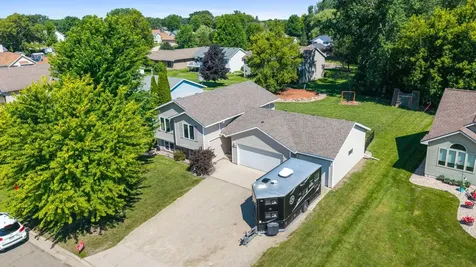 1291 Bellflower Lane NE Owatonna MN 55060