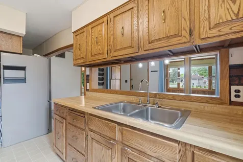 95 1st Avenue NE Elgin MN 55932