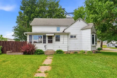 95 1st Avenue NE Elgin MN 55932