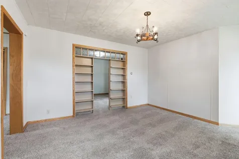 95 1st Avenue NE Elgin MN 55932