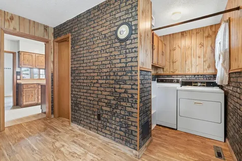 95 1st Avenue NE Elgin MN 55932