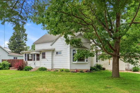 95 1st Avenue NE Elgin MN 55932