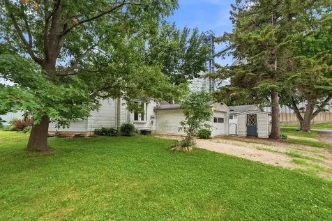 95 1st Avenue NE Elgin MN 55932