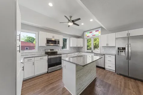 108 1st Avenue NW Mapleton MN 56065