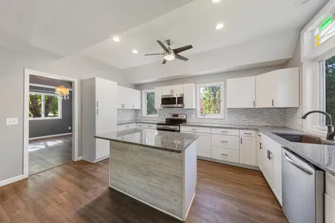 108 1st Avenue NW Mapleton MN 56065