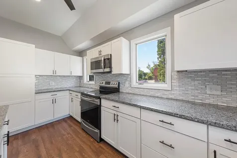 108 1st Avenue NW Mapleton MN 56065