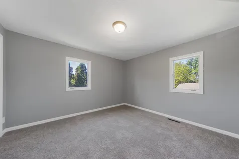 108 1st Avenue NW Mapleton MN 56065