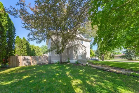 108 1st Avenue NW Mapleton MN 56065