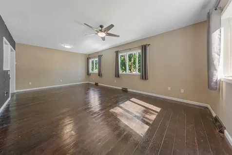 108 1st Avenue NW Mapleton MN 56065