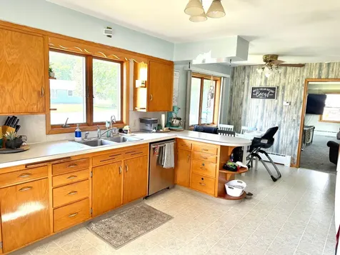 303 W Church Street Saint Leo MN 56264