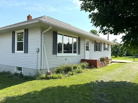 303 W Church Street Saint Leo MN 56264