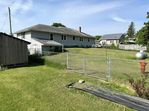 303 W Church Street Saint Leo MN 56264