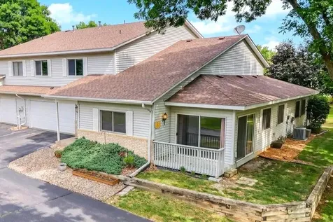 1157 Aston Circle Burnsville MN 55337