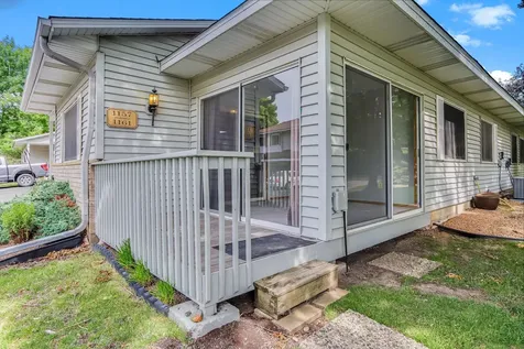 1157 Aston Circle Burnsville MN 55337