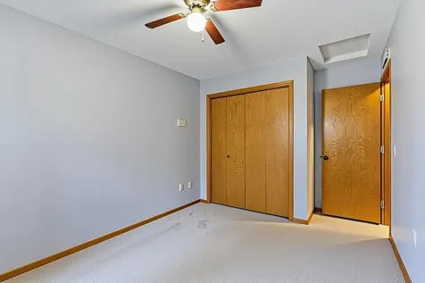 1157 Aston Circle Burnsville MN 55337