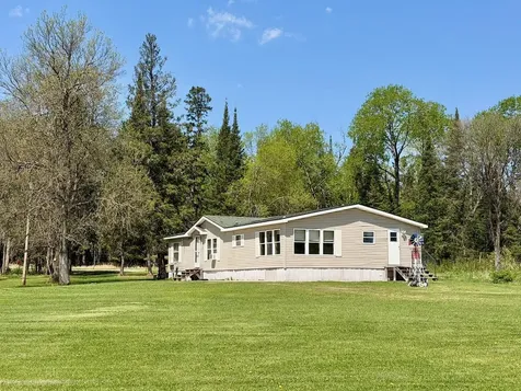 8912 Carpenter Road Angora MN 55703