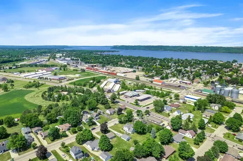 1000 W Lyon Avenue Lake City MN 55041