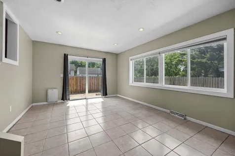 1000 W Lyon Avenue Lake City MN 55041