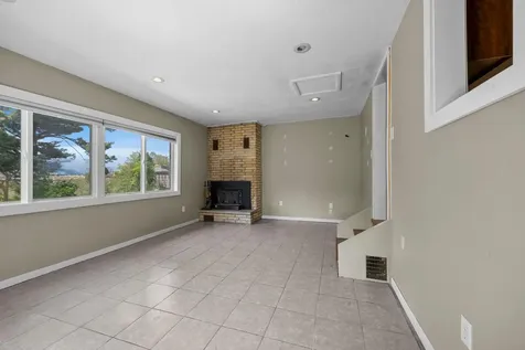 1000 W Lyon Avenue Lake City MN 55041