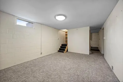 1000 W Lyon Avenue Lake City MN 55041