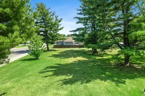 1000 W Lyon Avenue Lake City MN 55041