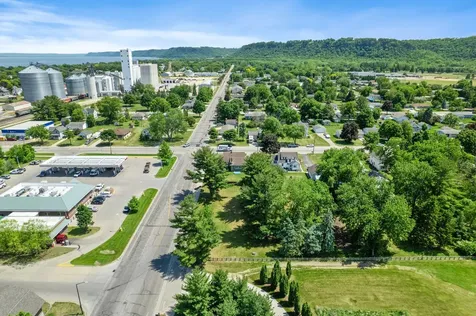 1000 W Lyon Avenue Lake City MN 55041