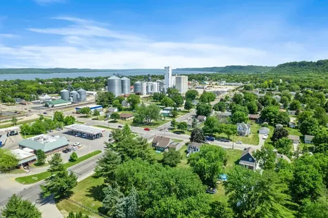 1000 W Lyon Avenue Lake City MN 55041