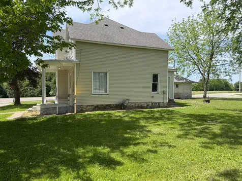 122 Carimona Street W Wykoff MN 55990