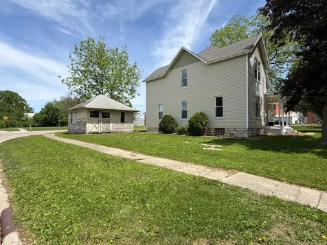 122 Carimona Street W Wykoff MN 55990