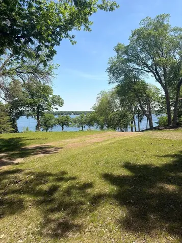 4894 Bridgevine Way Independence MN 55359